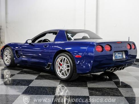 Used 2004 Chevrolet Corvette Z06 w/ Z06 Preferred Equipment Group image 8