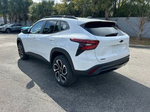 New 2026 Chevrolet Trax RS w/ Driver Confidence Package FWD image 5