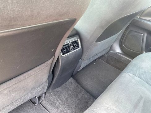 Used 2015 Nissan Altima 2.5 SV w/ Convenience Package FWD image 13