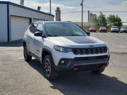 Used 2025 Jeep Compass Trailhawk