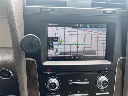 Used 2015 Lincoln Navigator 2WD image 9