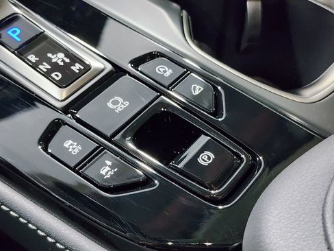New 2026 Lexus NX 350 AWD image 25