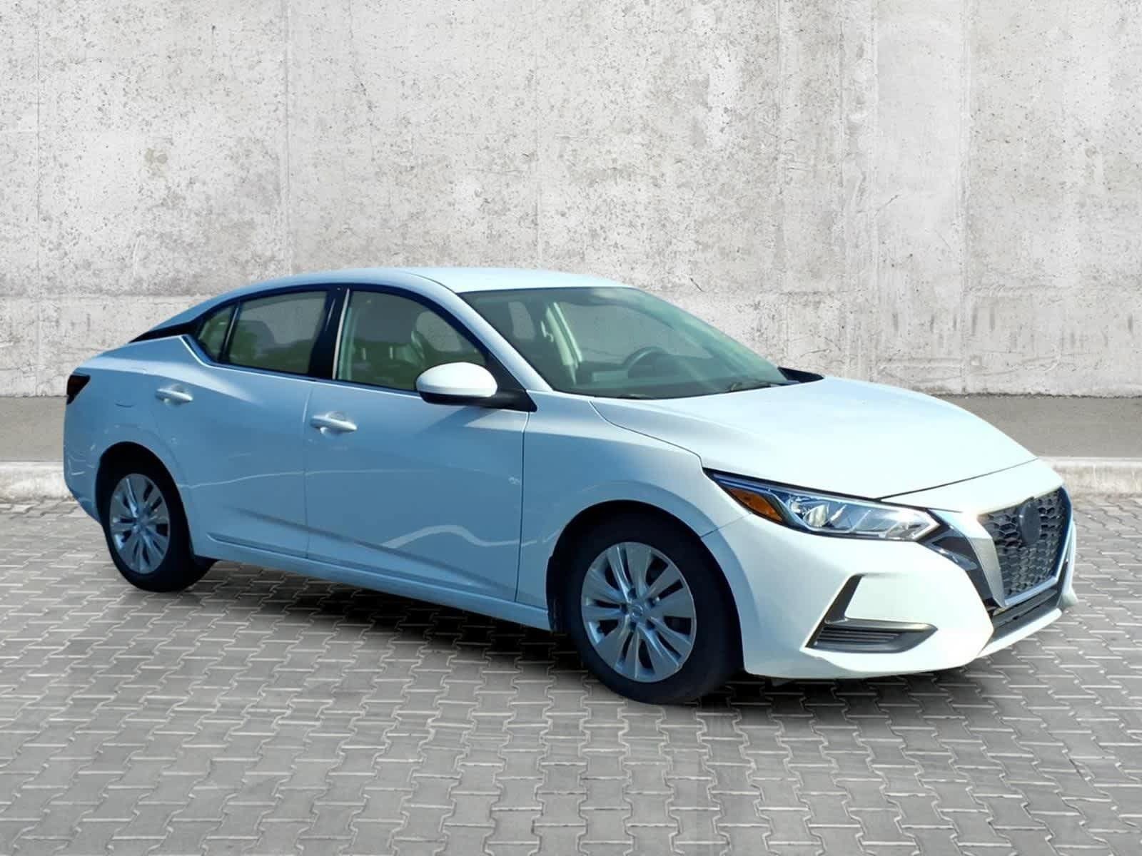 Used 2022 Nissan Sentra S FWD image 2