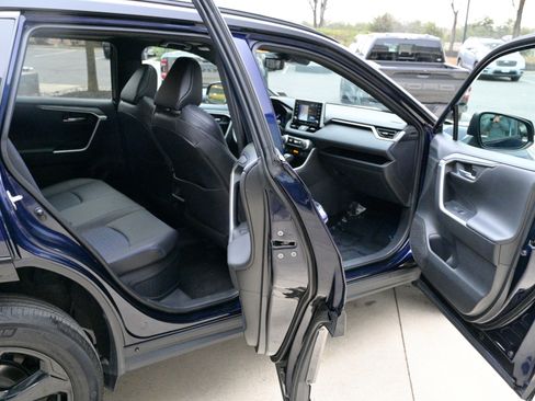 Used 2021 Toyota RAV4 XSE image 52