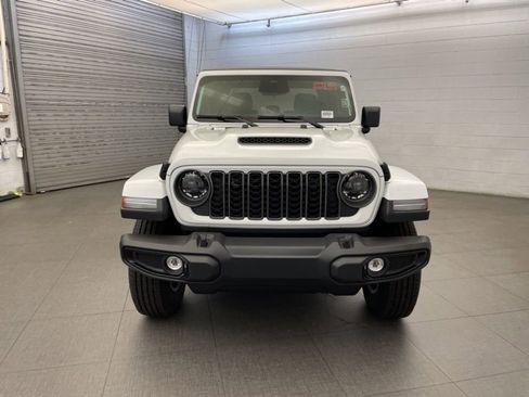 New 2026 Jeep Gladiator Sport image 6