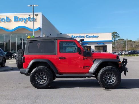 Used 2021 Jeep Wrangler Sport image 2