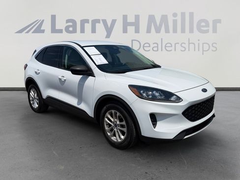 Used 2022 Ford Escape SE FWD image 7