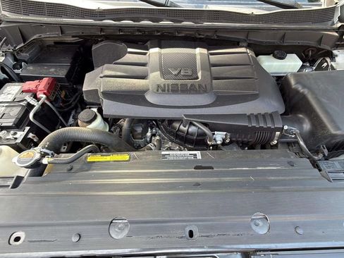 Used 2023 Nissan Titan SV w/ SV Convenience Package AWD/4WD image 22