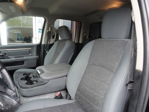 Used 2018 RAM 1500 Big Horn AWD/4WD image 7