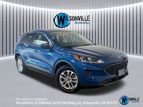 Used 2022 Ford Escape SE w/ Convenience Package AWD/4WD image 1