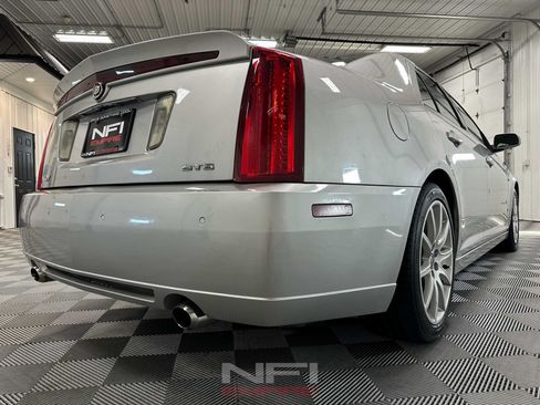 Used 2008 Cadillac STS V RWD image 19