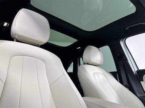 Certified 2026 Mercedes-Benz GLA 250 image 19