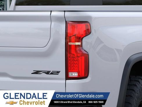 New 2026 Chevrolet Silverado 2500 ZR2 w/ LPO, Dark Essentials Package AWD/4WD image 11