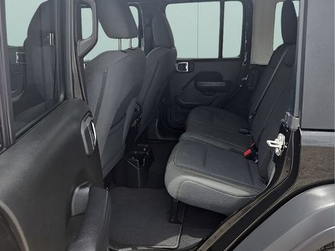 Used 2024 Jeep Wrangler Unlimited Sport AWD/4WD image 28