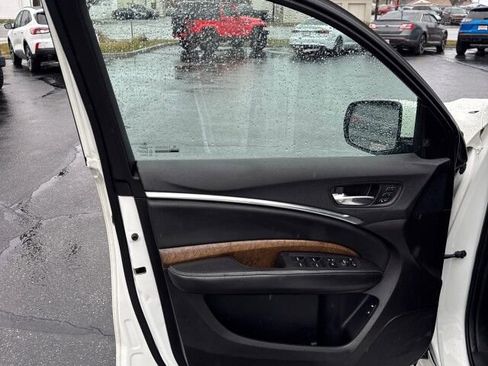 Used 2017 Acura MDX SH-AWD w/ Advance Package image 9