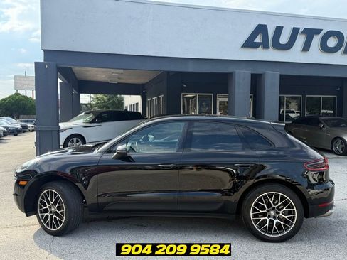Used 2018 Porsche Macan AWD/4WD image 2