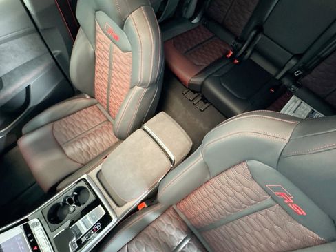 New 2026 Audi RS Q8 performance image 18