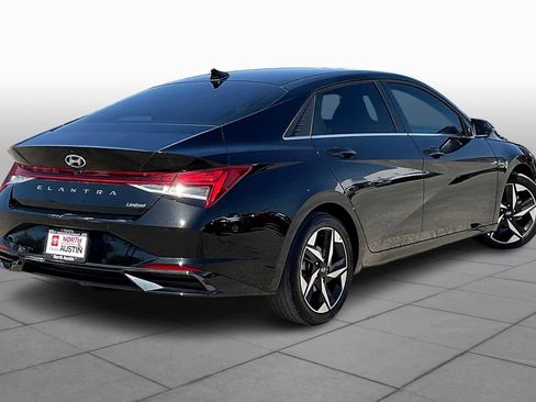 Used 2021 Hyundai Elantra Limited FWD image 13