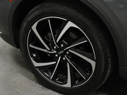 Used 2023 Lincoln Corsair Reserve FWD image 10