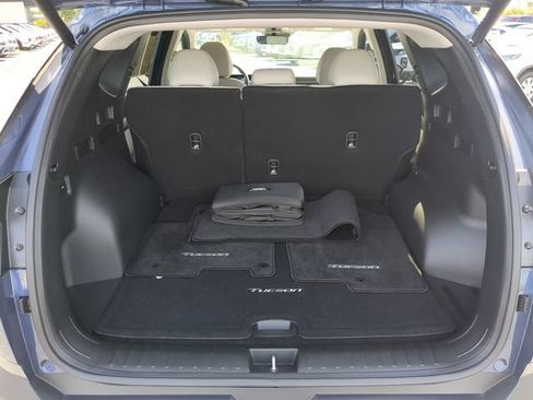 Used 2025 Hyundai Tucson SEL FWD image 11