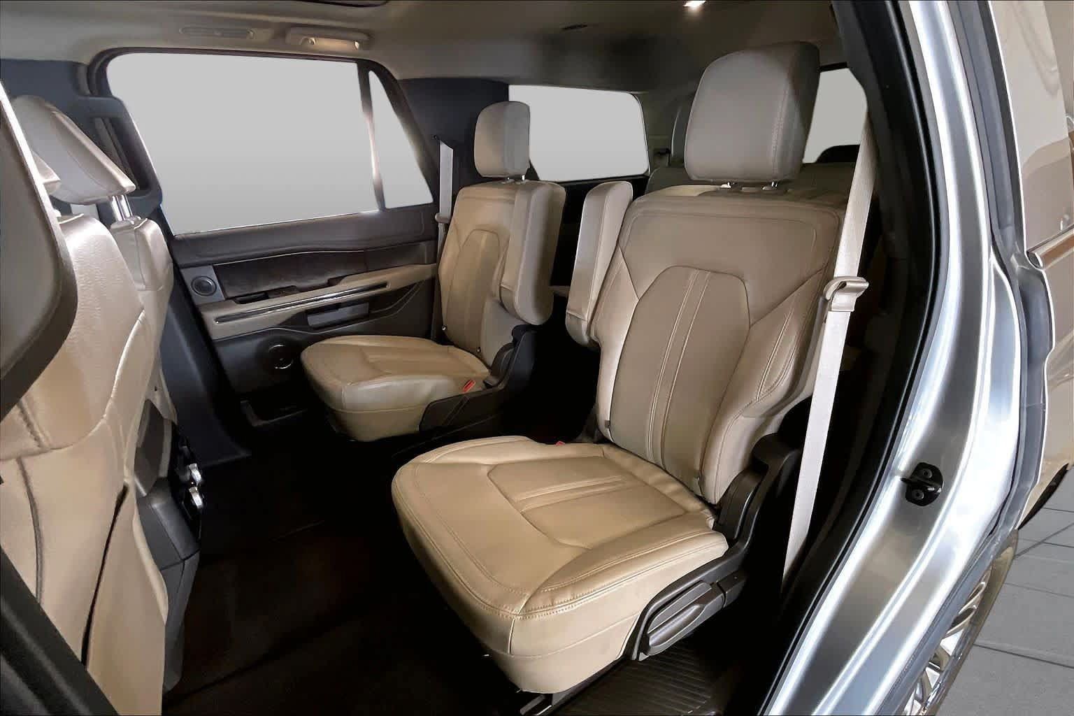 Used 2021 Ford Expedition Limited AWD/4WD image 19