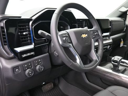 New 2026 Chevrolet Silverado 1500 LTZ w/ LTZ Premium Package AWD/4WD image 19
