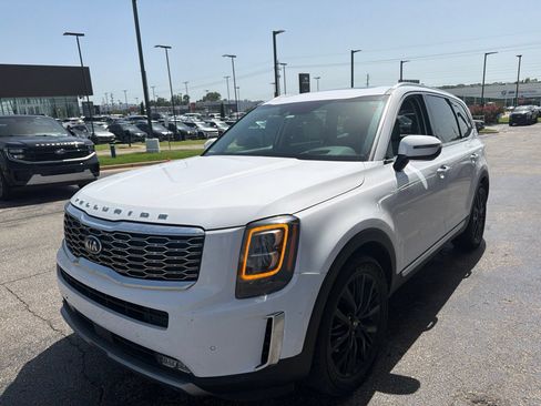 Used 2021 Kia Telluride SX w/ SX Prestige Package AWD/4WD image 3