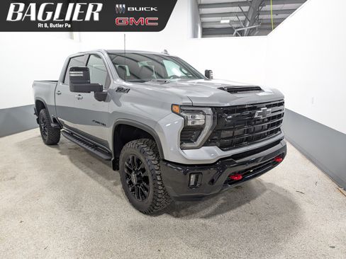Used 2025 Chevrolet Silverado 2500 LTZ w/ Trail Boss Package AWD/4WD image 1