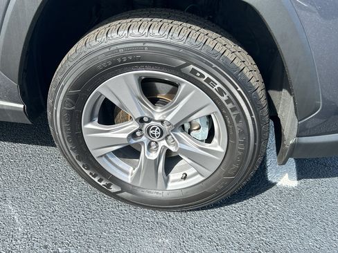 Used 2024 Toyota RAV4 LE image 31