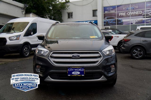 Used 2018 Ford Escape SE AWD/4WD image 2