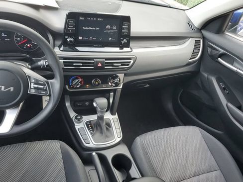 Certified 2023 Kia Seltos LX AWD/4WD image 14