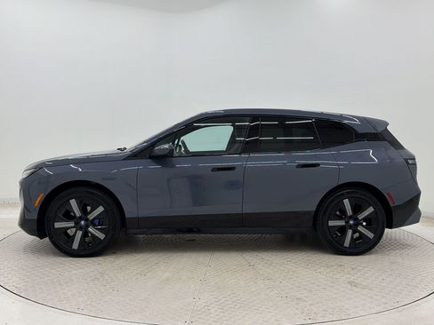 Used 2024 BMW iX xDrive50 w/ Premium Package AWD/4WD image 2