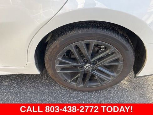 Used 2025 Toyota Camry SE w/ Convenience Package image 29