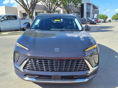 New 2026 Buick Envision Avenir image 25