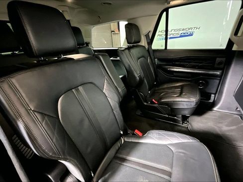 Certified 2021 Ford Expedition Platinum image 22