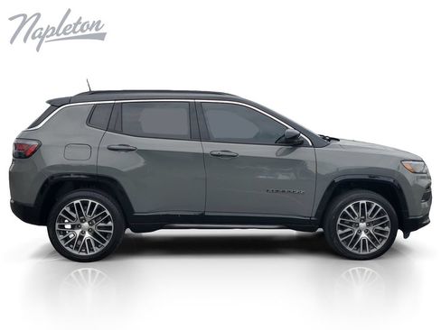 Used 2024 Jeep Compass Limited w/ Elite Group AWD/4WD image 7