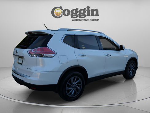 Used 2016 Nissan Rogue SL w/ SL Premium Package image 5