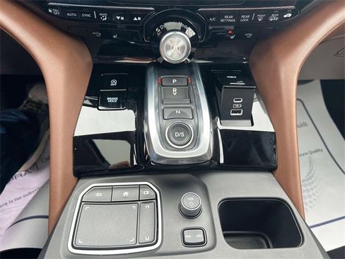 Used 2023 Acura MDX SH-AWD w/ Technology Package image 28