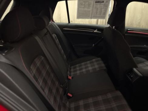 Used 2015 Volkswagen GTI S FWD image 20