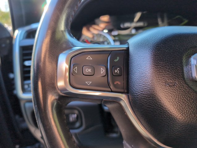 Used 2024 RAM 1500 Laramie AWD/4WD image 14
