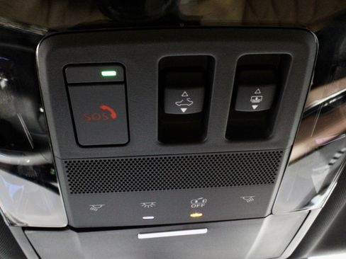 New 2025 Mitsubishi Outlander SEL image 28