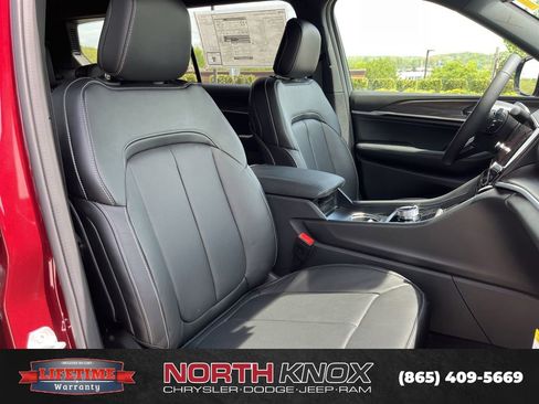 New 2026 Jeep Grand Cherokee L Limited AWD/4WD image 28