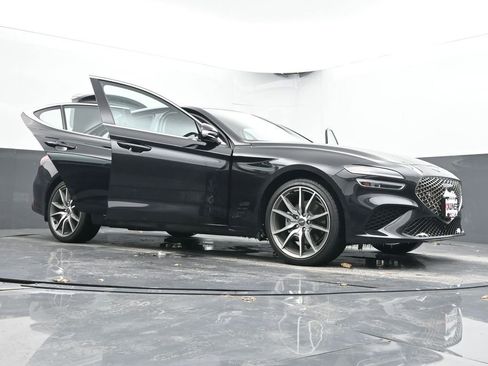 Used 2023 Genesis G70 2.0T image 76