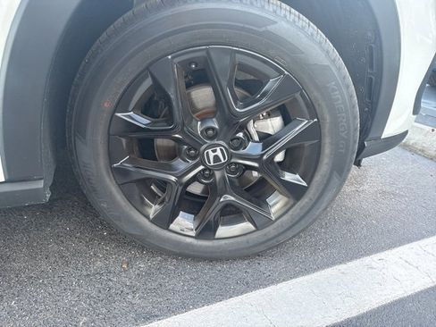 Used 2023 Honda HR-V Sport image 13