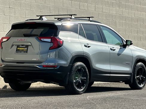 Used 2024 GMC Terrain AT4 AWD/4WD image 4