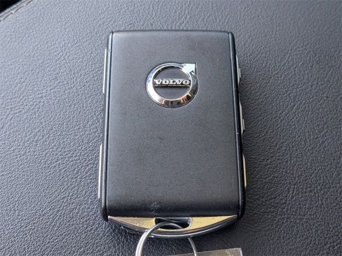 Used 2022 Volvo XC90 T8 Inscription w/ Advanced Package image 34