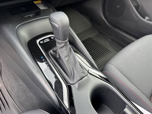 Certified 2025 Toyota Corolla SE w/ SE Premium Package image 25