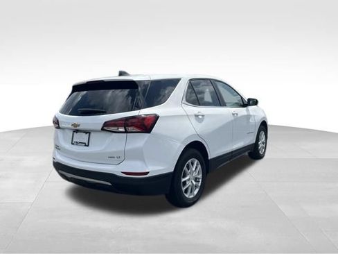 Used 2024 Chevrolet Equinox LT w/ LPO, Floor Liner Package AWD/4WD image 5