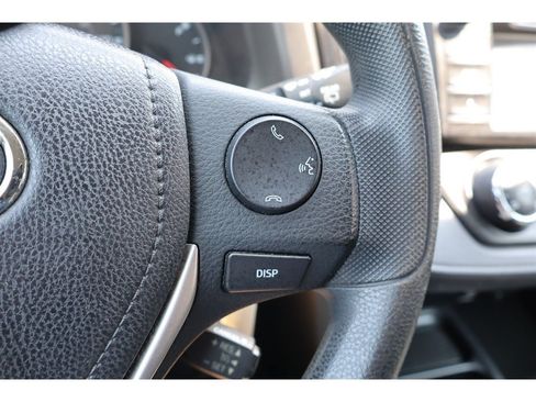 Used 2016 Toyota RAV4 LE FWD image 31