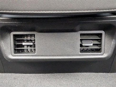 Certified 2022 Chevrolet Silverado 1500 Custom image 17